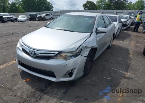 2014 Toyota Camry Le z USA, uszkodzony, nr VIN 4T1BF1FK8EU808520